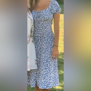 Petal and Pup Viara Dress 💙